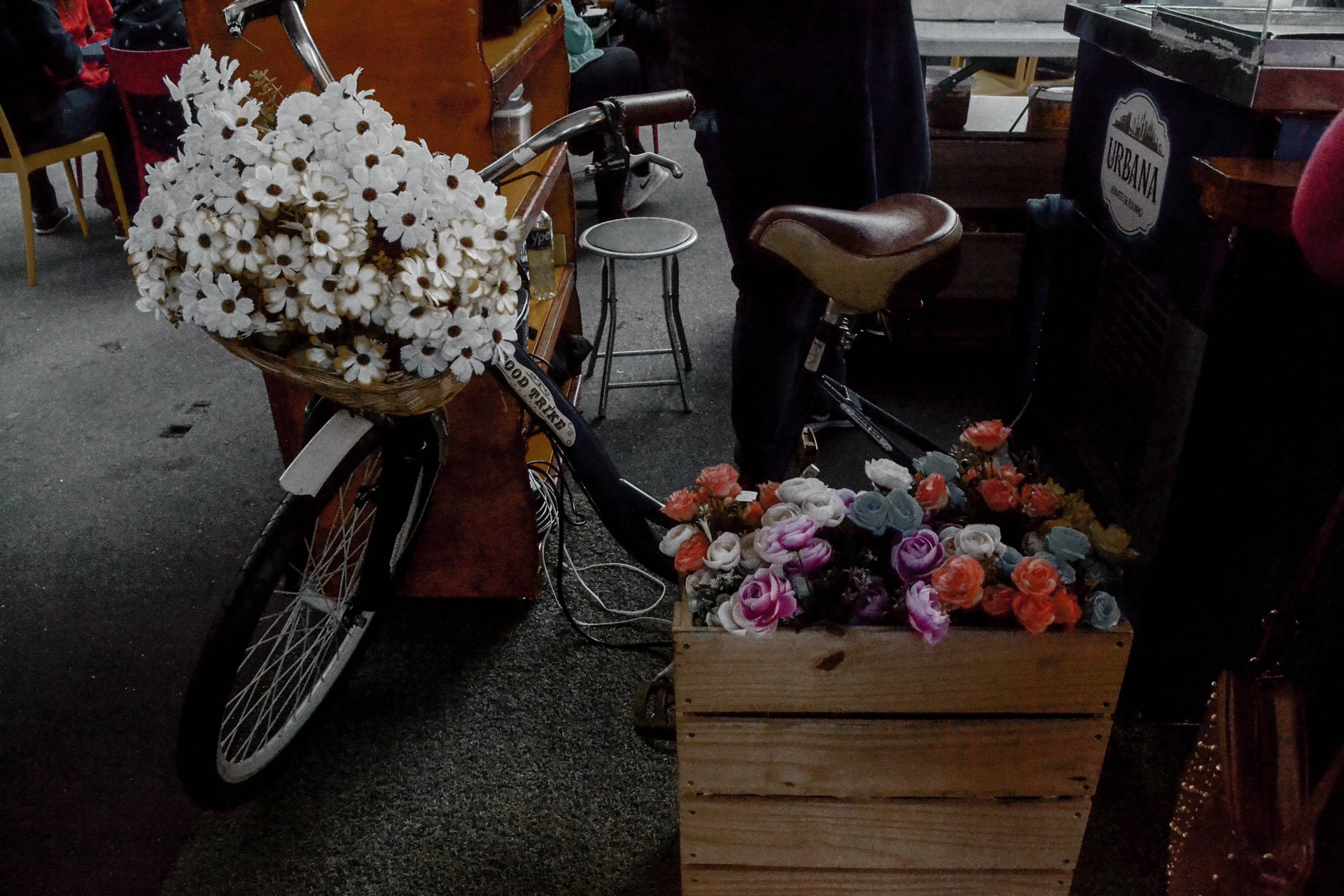 delivery of flowers with bike 
